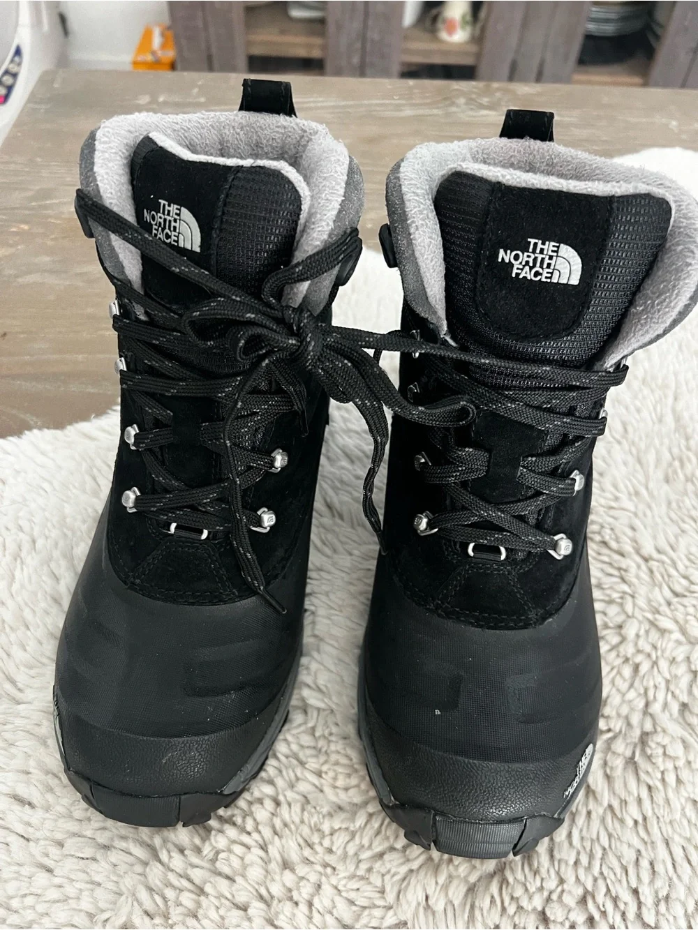 The North Face Black & Gray Waterproof Chilkat lll